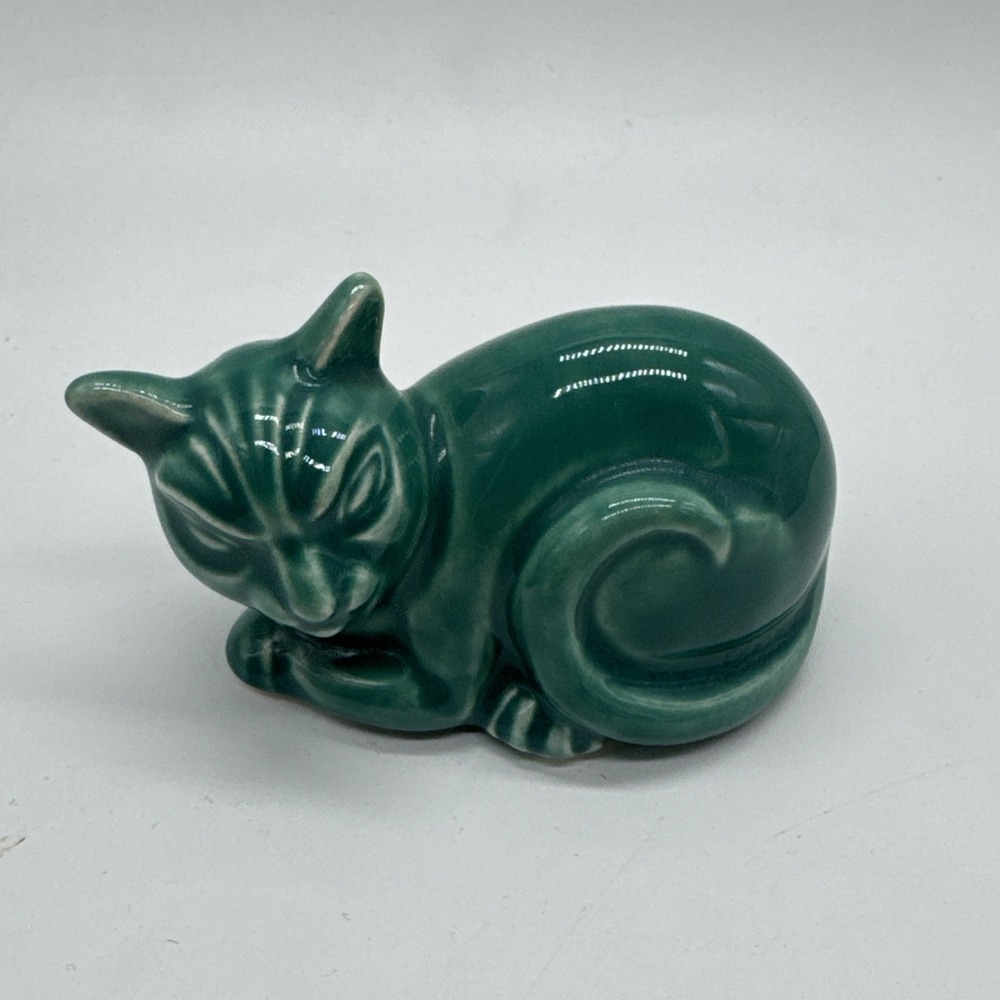 Original Homer Laughlin Harlequin Green Cat Figurine Vintage Ceramic Rare